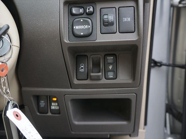 シエンタ 福祉車両Xウェルキャブ車いす仕様車タイプ1スロープ 車両非課税 禁煙車 車高調性セーフティーベルト電動固定装置 キーレス 左側パワードア ナビバックカメラ ETC(64枚目)