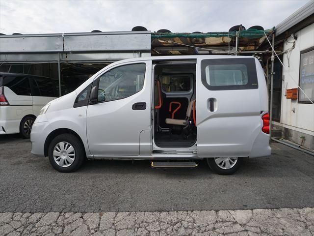 NV200バネットワゴン 福祉車両チェアキャブスロープ車いす2基 手すり 6人乗り 左オートステップ エクリプスナビバックカメラ 取説保証書 ETC(39枚目)