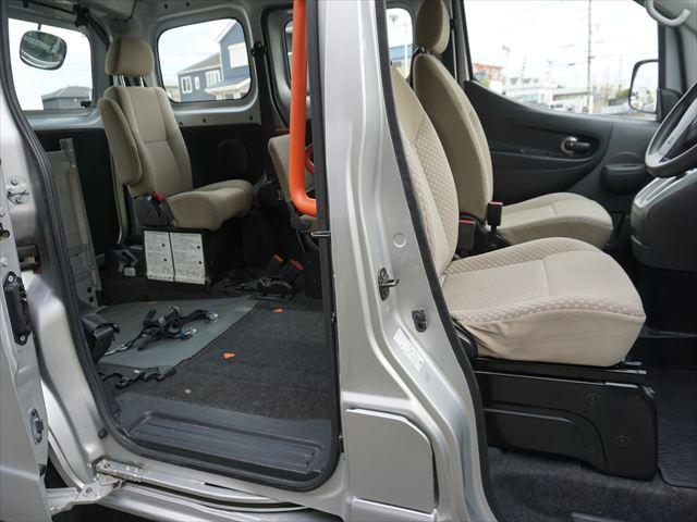 NV200バネットワゴン 福祉車両チェアキャブスロープ車いす2基 手すり 6人乗り 左オートステップ エクリプスナビバックカメラ 取説保証書 ETC(56枚目)