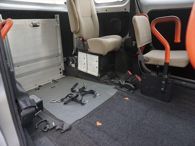 NV200バネットワゴン 福祉車両チェアキャブスロープ車いす2基 手すり 6人乗り 左オートステップ エクリプスナビバックカメラ 取説保証書 ETC(62枚目)