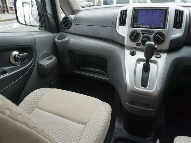 NV200バネットワゴン 福祉車両チェアキャブスロープ車いす2基 手すり 6人乗り 左オートステップ エクリプスナビバックカメラ 取説保証書 ETC(65枚目)