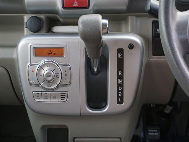 エブリイワゴン 福祉車両車いす移動車分割式リヤシート電動ウィンチ スマートキー 保証書 走行49423キロ 1年保証(11枚目)