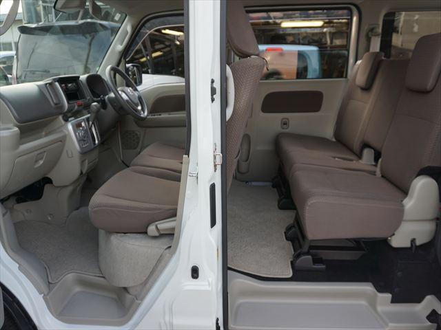 エブリイワゴン 福祉車両車いす移動車分割式リヤシート電動ウィンチ スマートキー 保証書 走行49423キロ 1年保証(13枚目)