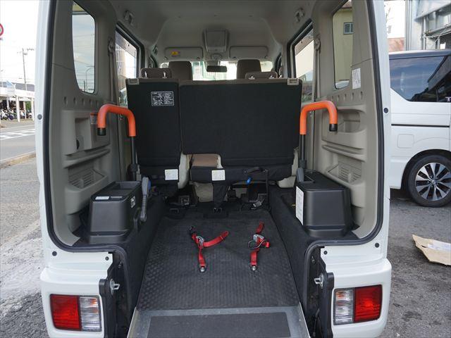 エブリイワゴン 福祉車両車いす移動車分割式リヤシート電動ウィンチ スマートキー 保証書 走行49423キロ 1年保証(18枚目)