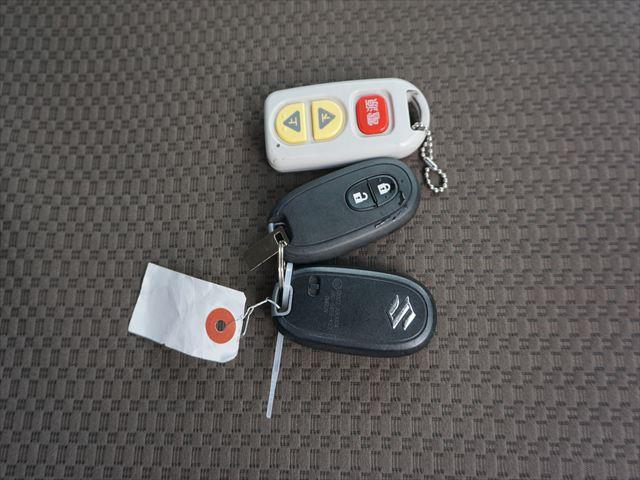 エブリイワゴン 福祉車両車いす移動車分割式リヤシート電動ウィンチ スマートキー 保証書 走行49423キロ 1年保証(22枚目)