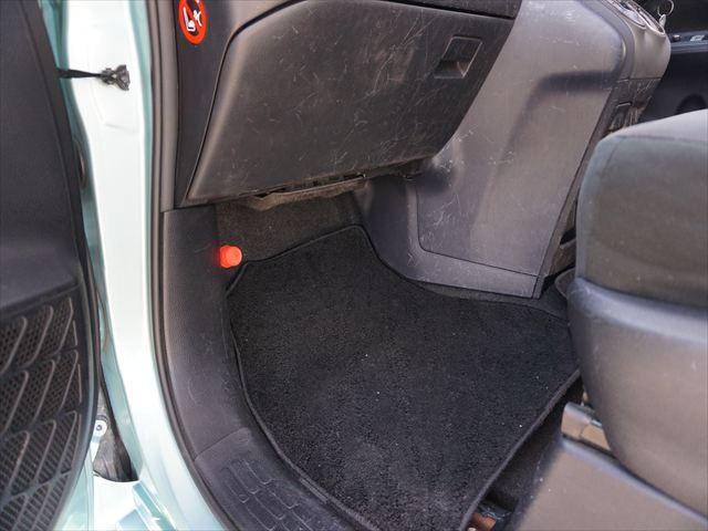 ヴォクシー 　福祉車両ＸＣパッケージウェルキャブ車いす２名仕様スロープ　２列目電動ウィンチ電動固定装置　３列目後退防止装置電動固定装置　ナビバックカメラ　キーレススペアキー（55枚目）