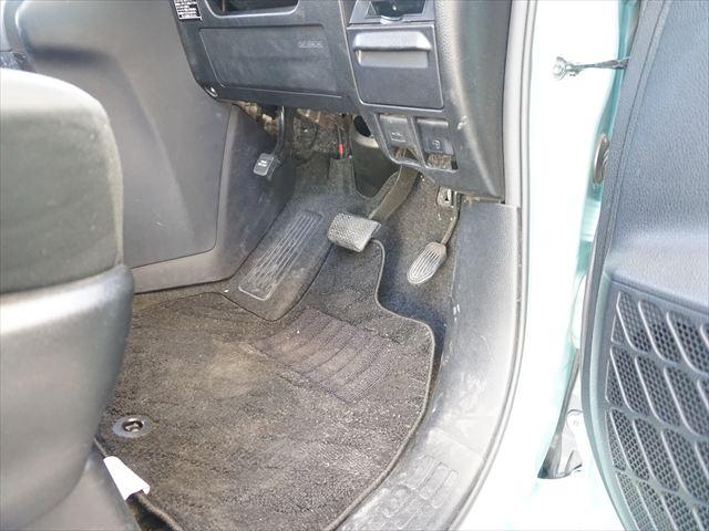 ヴォクシー 　福祉車両ＸＣパッケージウェルキャブ車いす２名仕様スロープ　２列目電動ウィンチ電動固定装置　３列目後退防止装置電動固定装置　ナビバックカメラ　キーレススペアキー（64枚目）