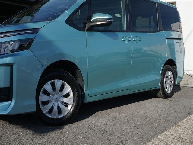 ヴォクシー 　福祉車両ＸＣパッケージウェルキャブ車いす２名仕様スロープ　２列目電動ウィンチ電動固定装置　３列目後退防止装置電動固定装置　ナビバックカメラ　キーレススペアキー（75枚目）