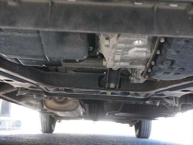 セレナ 　福祉車両チェアキャブスロープ車いす２名　２列目電動ウィンチ３列目後退防止ベルト　ナビバックカメラ　キーレス（78枚目）