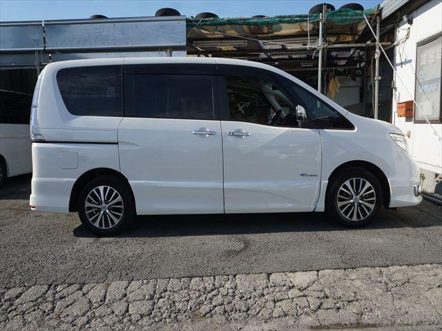 セレナ 　福祉車両セカンドスライドアップシートハイウェイスターＶＳハイブリッドアドバンスドセーフティーパッケージエマージェンシブレーキ両側パワードアカロッツェリアナビバックカメラ地デジ　アラウンドビューモニター（4枚目）