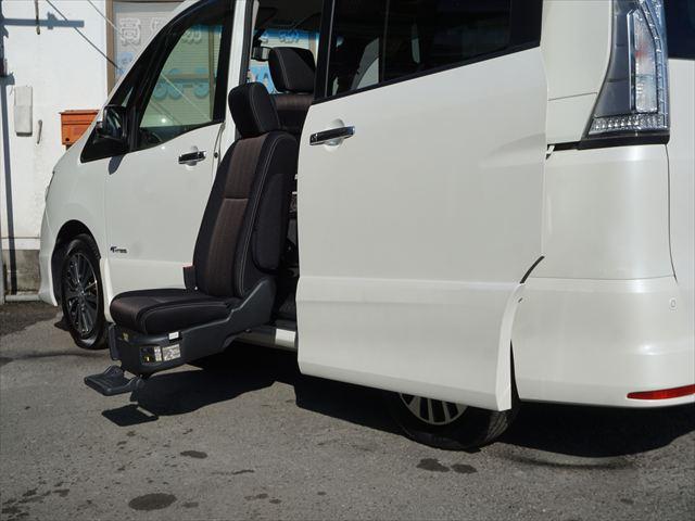 セレナ 　福祉車両セカンドスライドアップシートハイウェイスターＶＳハイブリッドアドバンスドセーフティーパッケージエマージェンシブレーキ両側パワードアカロッツェリアナビバックカメラ地デジ　アラウンドビューモニター（22枚目）