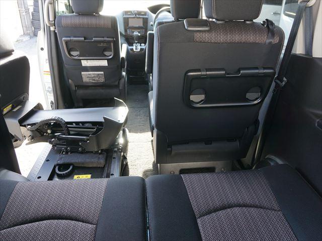 セレナ 　福祉車両セカンドスライドアップシートハイウェイスターＶＳハイブリッドアドバンスドセーフティーパッケージエマージェンシブレーキ両側パワードアカロッツェリアナビバックカメラ地デジ　アラウンドビューモニター（26枚目）