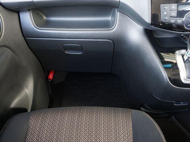 セレナ 　福祉車両セカンドスライドアップシートハイウェイスターＶＳハイブリッドアドバンスドセーフティーパッケージエマージェンシブレーキ両側パワードアカロッツェリアナビバックカメラ地デジ　アラウンドビューモニター（49枚目）