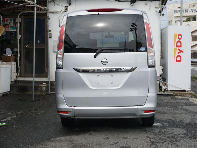 セレナ 　福祉車両チェアキャブスロープ車いす２名　２列目電動ウィンチ　３列目後退防止ベルト　オートステップ　左パワードア　禁煙車　取説　保証書　インテリジェントキー　ワンオーナー　リヤエアコン（68枚目）