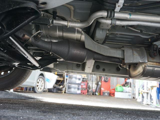 セレナ 　福祉車両チェアキャブスロープ車いす２名　２列目電動ウィンチ　３列目後退防止ベルト　オートステップ　左パワードア　禁煙車　取説　保証書　インテリジェントキー　ワンオーナー　リヤエアコン（79枚目）