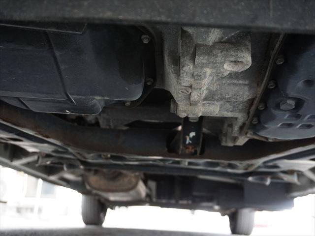 セレナ 　福祉車両チェアキャブスロープ車いす２基２列目電動ウィンチ３列目後退防止ベルト　オートステップ　手すり　キーレス　ウィンチ用リモコン　純正ディスプレーオーディオ　バックカメラ　ドラレコ（78枚目）