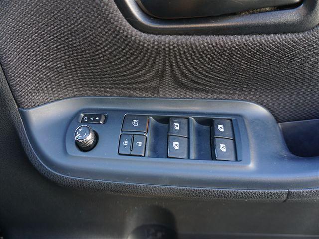 ヴォクシー 　福祉車両助手席電動サイドリフトアップシート　Ｘウェルキャブ　両側パワードア　ＬＥＤライト　純正ナビテレビ　バックカメラ　キーレス　ＥＴＣ（39枚目）