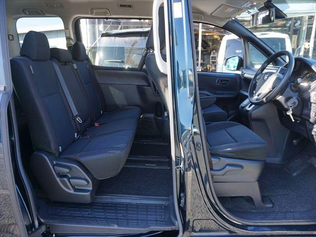 ヴォクシー 　福祉車両助手席電動サイドリフトアップシート　Ｘウェルキャブ　両側パワードア　ＬＥＤライト　純正ナビテレビ　バックカメラ　キーレス　ＥＴＣ（52枚目）