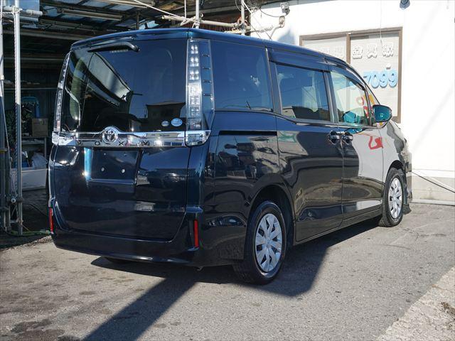 ヴォクシー 　福祉車両助手席電動サイドリフトアップシート　Ｘウェルキャブ　両側パワードア　ＬＥＤライト　純正ナビテレビ　バックカメラ　キーレス　ＥＴＣ（59枚目）