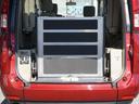 　福祉車両チェアキャブスロープ車いす２名　２列目電動ウィンチ３列目後退防止ベルト電動固定装置　走行４６４７６キロ　禁煙車　キーレス　ウィンチリモコン　純正ナビバックカメラ　取説（18枚目）