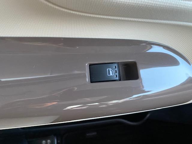 ムーヴキャンバス Ｇメイクアップリミテッド　ＳＡＩＩＩ　スマートアシスト・両側パワースライドドア・純正７インチナビ・フルセグＴＶ・Ｂｌｕｅｔｏｏｔｈ・パノラマモニター・ＬＥＤヘッドライト・ＬＥＤフォグランプ・ＥＴＣ・オートハイビーム・スマートキー×２個（36枚目）