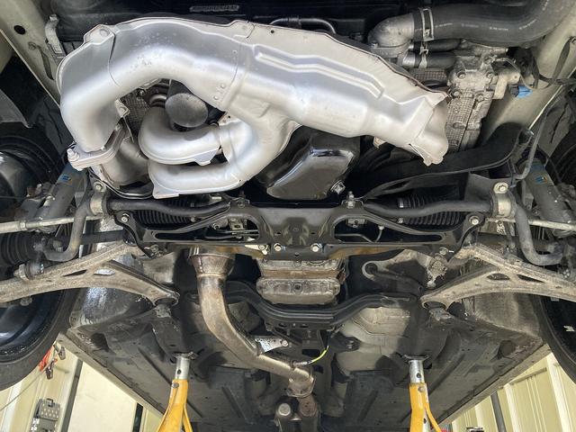 レガシィB4 2.0GTスペックB 後期F型/6速MT/ビルシュタイン車高調/HKSキャタライザー&中間パイプ/エンケイ18アルミ/DAMDステア/電動サンルーフ/スマートキー/SIドライブ/ナビ&TV&ブルートゥ―ス/マッキントッシュ(19枚目)