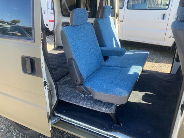 サンバーディアス ベース 5速MT スイッチ切替式4WD エアコン パワステ パワーウインドウ 後席分割シート 後席ヒーター 大型リアアンダーミラー タイミングベルト交換済み 色替(21枚目)