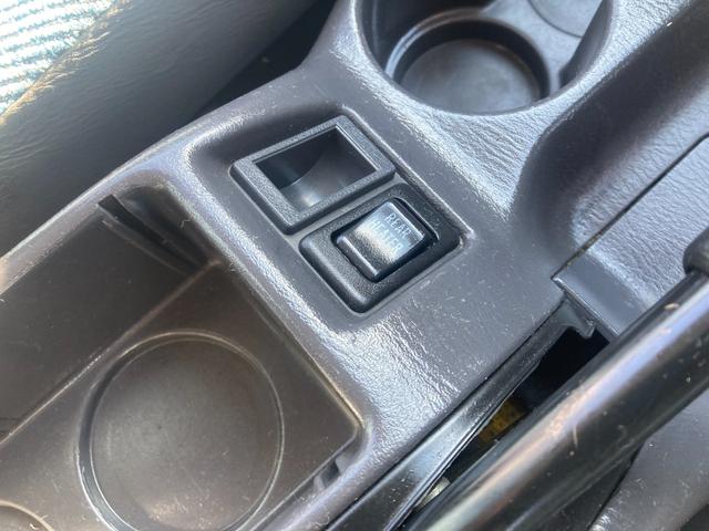 サンバーディアス ベース 5速MT スイッチ切替式4WD エアコン パワステ パワーウインドウ 後席分割シート 後席ヒーター 大型リアアンダーミラー タイミングベルト交換済み 色替(26枚目)