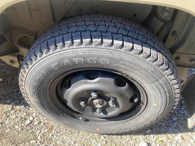 サンバーディアス ベース 5速MT スイッチ切替式4WD エアコン パワステ パワーウインドウ 後席分割シート 後席ヒーター 大型リアアンダーミラー タイミングベルト交換済み 色替(32枚目)