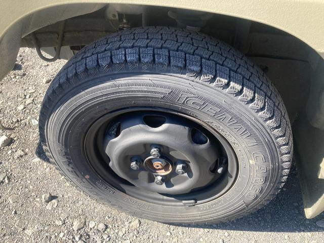 サンバーディアス ベース 5速MT スイッチ切替式4WD エアコン パワステ パワーウインドウ 後席分割シート 後席ヒーター 大型リアアンダーミラー タイミングベルト交換済み 色替(33枚目)