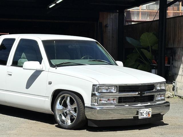 シボレーＣ－１５００ 　新車並行・助手席観音ドア・ＮＥＷ２０インチホイール・モケットベンチシート・ＮＥＷ燃料タンク・ＮＥＷ燃料ポンプ・新品バンパー・新品グリル・新品ヘッドライト・ロールパン・（13枚目）