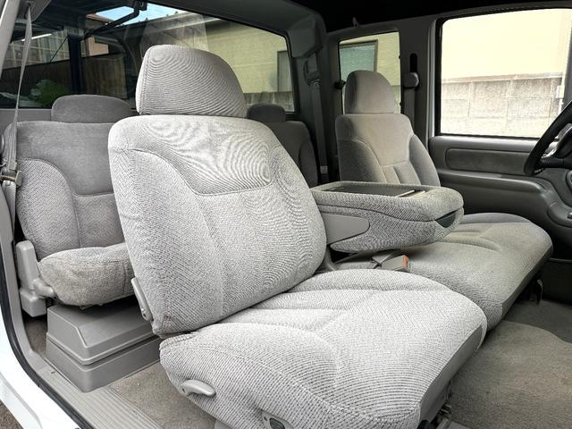 シボレーＣ－１５００ 　新車並行・助手席観音ドア・ＮＥＷ２０インチホイール・モケットベンチシート・ＮＥＷ燃料タンク・ＮＥＷ燃料ポンプ・新品バンパー・新品グリル・新品ヘッドライト・ロールパン・（21枚目）