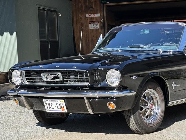 マスタング 　コンバーチブル・２８９オリジナルＶ８エンジン・４輪ディスクブレーキ・ヴィンテージエアーエアコン・ＭＳＤ点火システム整備交換済・アルミラジエター・社外へダース・ダブルフローマスター・レッドリボンタイヤ（38枚目）