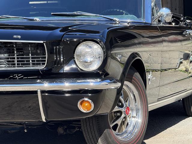 マスタング 　コンバーチブル・２８９オリジナルＶ８エンジン・４輪ディスクブレーキ・ヴィンテージエアーエアコン・ＭＳＤ点火システム整備交換済・アルミラジエター・社外へダース・ダブルフローマスター・レッドリボンタイヤ（46枚目）