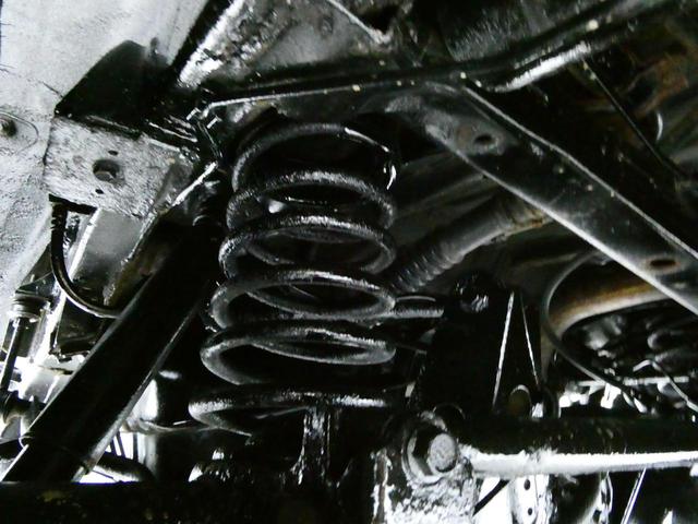 ハイラックスサーフ ＳＳＲ－Ｇ　ＮＥＷペイント・新品アルミホイール・タイヤ・リフトアップ・前後メッキバンパー・クラッシックグリル・ヘッドライト・４ランナー用フェンダーモール（17枚目）