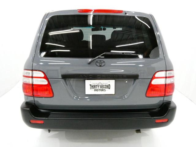 ランドクルーザー１００ ＶＸ　ＮＥＷペイント・２インチリフトアップ・新品タイヤ（4枚目）