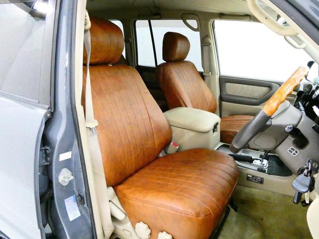 ランドクルーザー１００ ＶＸ　ＮＥＷペイント・２インチリフトアップ・新品タイヤ（17枚目）
