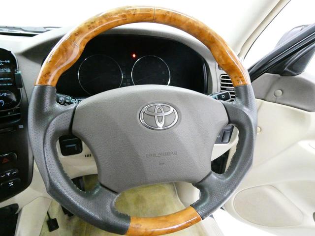 ランドクルーザー１００ ＶＸ　ＮＥＷペイント・２インチリフトアップ・新品タイヤ（27枚目）
