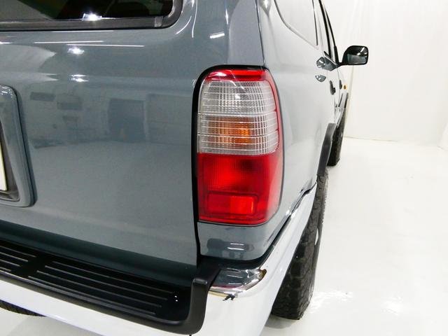 ハイラックスサーフ ＳＳＲ－Ｘ　プレミアムセレクション　ＲｅＭａｋｅｒ・ＮＥＷペイント・前後メッキバンパー・クラッシックグリル（20枚目）