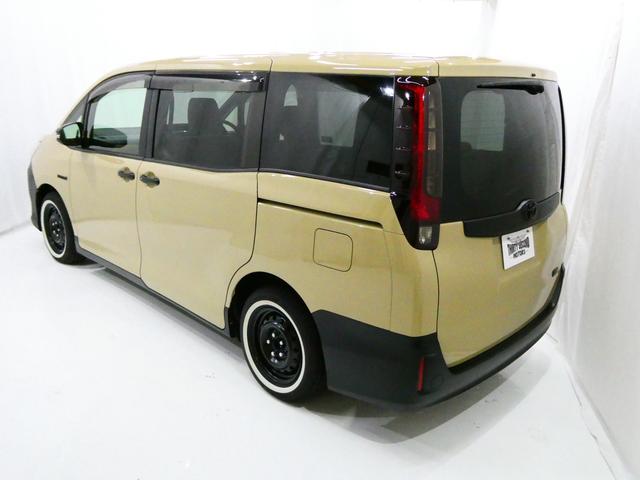 ノア ハイブリッドＧ　ＲｅＭａｋｅｒ・ＮＥＷペイント・新品タイヤ（4枚目）