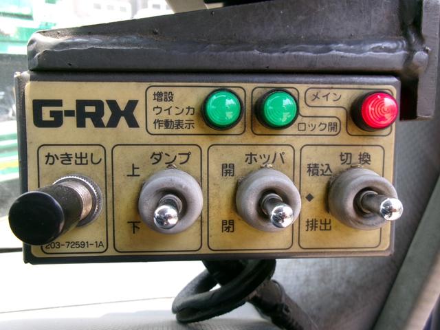 エルフトラック ３トン　巻き込み　ダンプ排出　塵芥車　３ｔ積　新明和製巻込ダンプ式パッカー車５．１立米　３．０Ｌディーゼルターボ　フロア６速ＭＴ（36枚目）