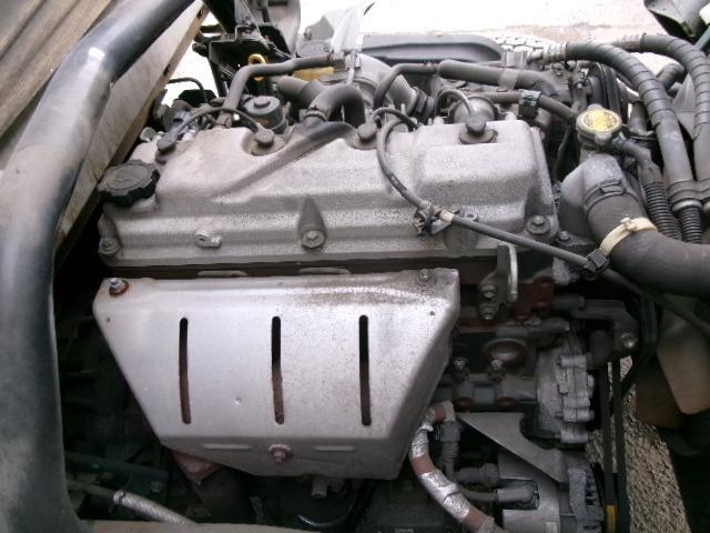 デュトロ 高床　３ｔ積　高床平ボディ４分割アオリ垂直パワーゲート付　４．１Ｌ　ＬＰＧ車　フロア５速ＭＴ　ルーフデッキ（34枚目）