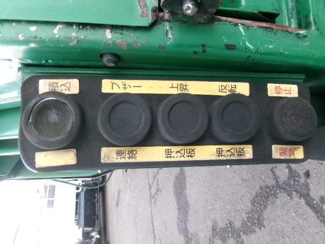 エルフトラック 2t積 極東製プレスパッカー車4.3立米 3.0Lディーゼルターボ フロア6速MT 連続スイッチ バックモニター付(29枚目)