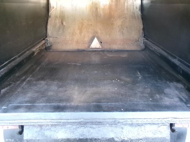 タイタントラック 2t積 富士車輌製プレスパッカー車4.2立米 3.0Lディーゼルターボ フロア6速MT バックモニター 連続スイッチ付 いすゞエルフOEM(17枚目)