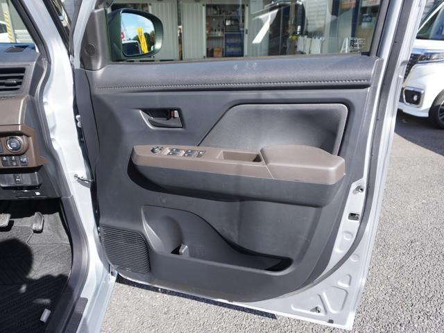 ルーミー X ドライブレコーダー ETC バックカメラ TV 両側スライド・片側電動 クリアランスソナー 衝突被害軽減システム オートライト スマートキー アイドリングストップ シートヒーター ウォークスルー(46枚目)