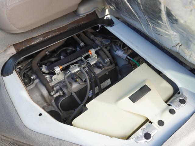 エブリイワゴン ＰＺターボ　ＥＴＣ　バックカメラ　両側スライド・片側電動　ナビ　ＴＶ　衝突被害軽減システム　オートライト　ＨＩＤ　スマートキー　ＡＴ　盗難防止システム　ＡＢＳ　ＥＳＣ　ＣＤ　ＵＳＢ　ミュージックプレイヤー接続可（36枚目）