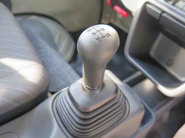 スーパーキャリイ Ｘリミテッド　４ＷＤ　５ＭＴ　　電動格納ミラー　ゴムマット　ＬＥＤヘッドライト　スズキセーフティサポート（16枚目）