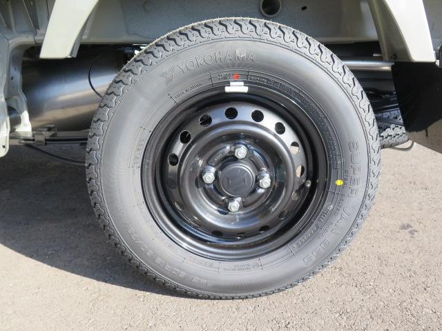スーパーキャリイ Ｘリミテッド　４ＷＤ　５ＭＴ　　電動格納ミラー　ゴムマット　ＬＥＤヘッドライト　スズキセーフティサポート（23枚目）