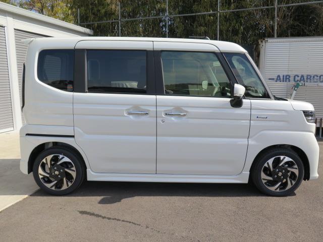 スペーシアカスタム ハイブリッドXSターボ 全方位モニター付ナビ スズキセーフティサポート スズキコネクト対応通信機装着車 前後ドラレコ付デジタルインナーミラー ETC2.0 両側電動スライドドア 電動パーキングブレーキ フロアマット HDMI(4枚目)