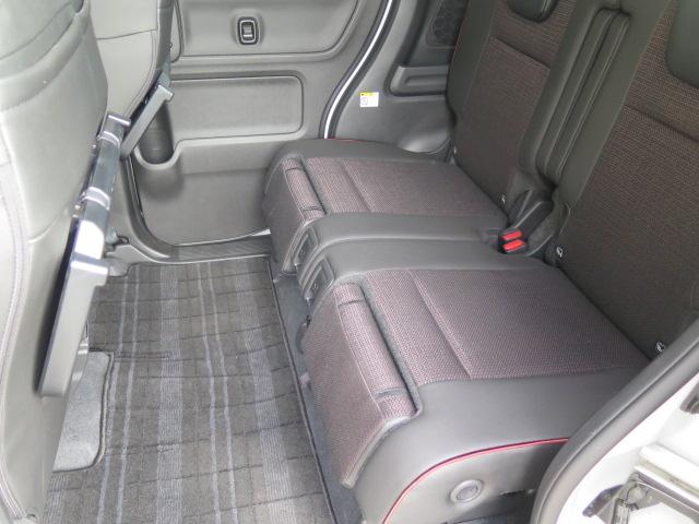 スペーシアカスタム ハイブリッドXSターボ 全方位モニター付ナビ スズキセーフティサポート スズキコネクト対応通信機装着車 前後ドラレコ付デジタルインナーミラー ETC2.0 両側電動スライドドア 電動パーキングブレーキ フロアマット HDMI(11枚目)